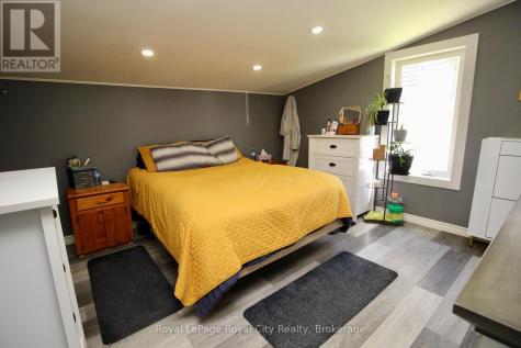2557 Bruce 9 Road Northern Bruce Peninsula ON N0H 1W0