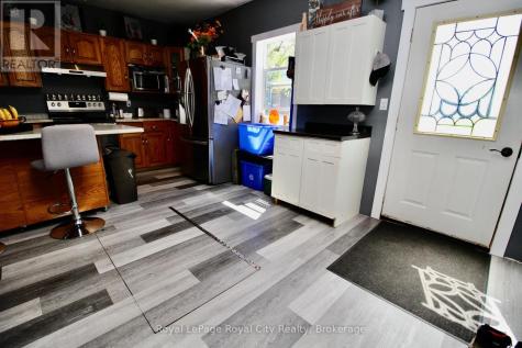 2557 Bruce 9 Road Northern Bruce Peninsula ON N0H 1W0