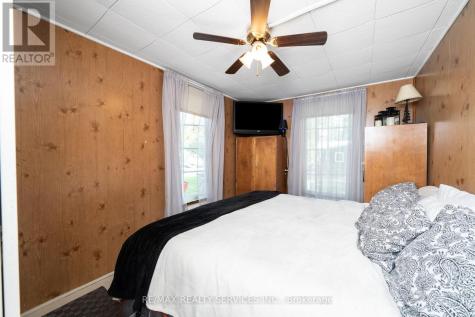 103 Ivy Lane Orillia ON L3V 0H4