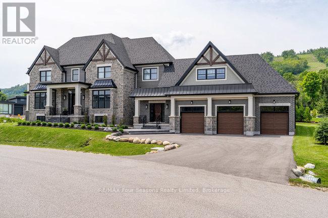 101 Grindelwald Court Blue Mountains ON L9Y 0Z8
