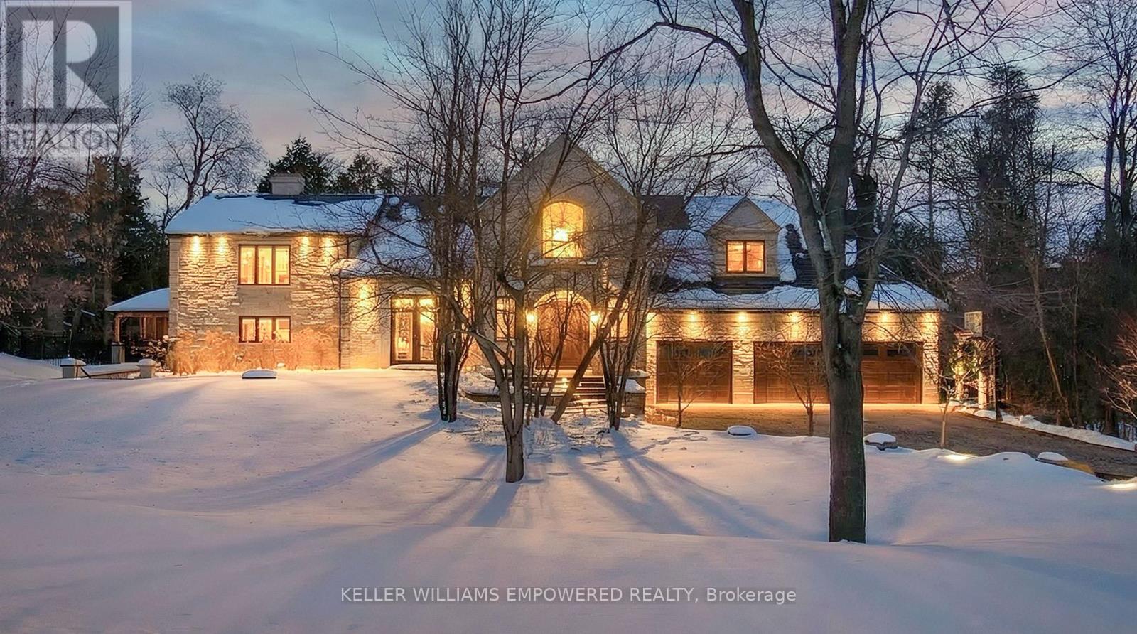 43 Woodland Acres Crescent Vaughan ON L6A 1G1