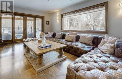 43 Woodland Acres Crescent Vaughan ON L6A 1G1