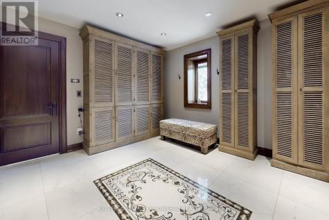 43 Woodland Acres Crescent Vaughan ON L6A 1G1