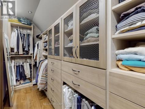 43 Woodland Acres Crescent Vaughan ON L6A 1G1