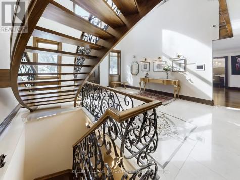 43 Woodland Acres Crescent Vaughan ON L6A 1G1
