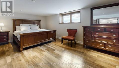 43 Woodland Acres Crescent Vaughan ON L6A 1G1