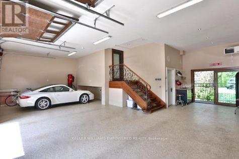 43 Woodland Acres Crescent Vaughan ON L6A 1G1