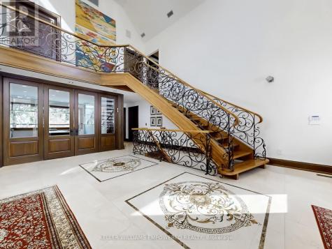 43 Woodland Acres Crescent Vaughan ON L6A 1G1