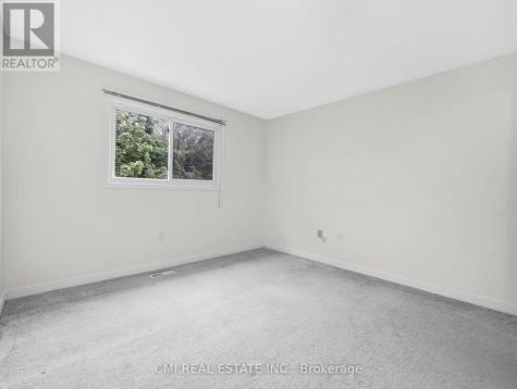 29 Paulander Drive Kitchener ON N2M 5L2