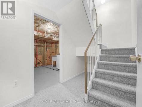 29 Paulander Drive Kitchener ON N2M 5L2