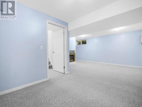 29 Paulander Drive Kitchener ON N2M 5L2