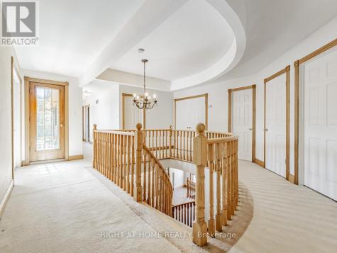 4282 Vivian Road Whitchurch-stouffville ON L4A 1Z2