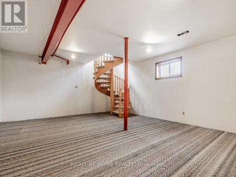 4282 Vivian Road Whitchurch-stouffville ON L4A 1Z2