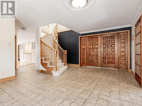 4282 Vivian Road Whitchurch-stouffville ON L4A 1Z2