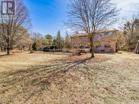 4282 Vivian Road Whitchurch-stouffville ON L4A 1Z2