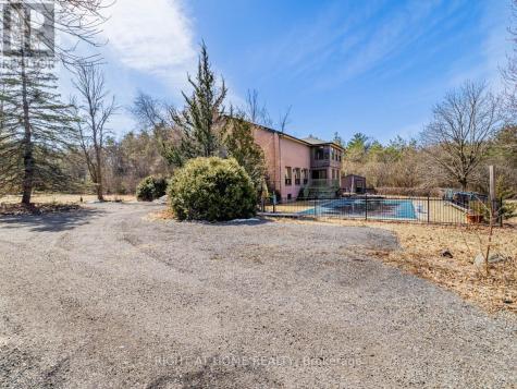 4282 Vivian Road Whitchurch-stouffville ON L4A 1Z2