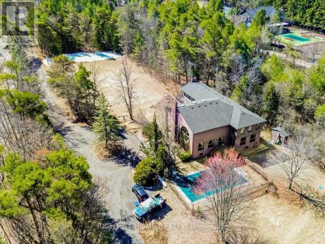 4282 Vivian Road Whitchurch-stouffville ON L4A 1Z2