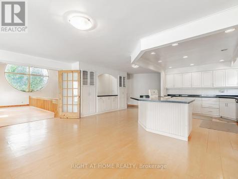 4282 Vivian Road Whitchurch-stouffville ON L4A 1Z2