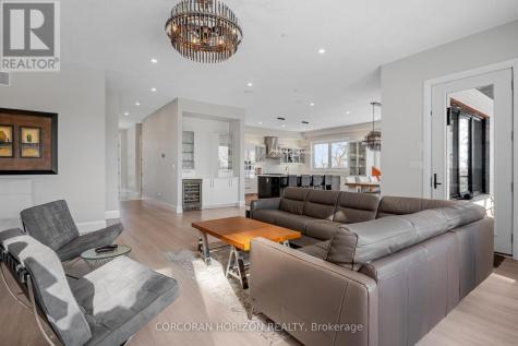 111 Grand Ridge Drive Cambridge ON N1S 4E4