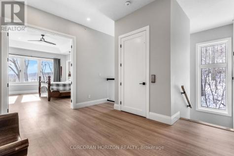 111 Grand Ridge Drive Cambridge ON N1S 4E4