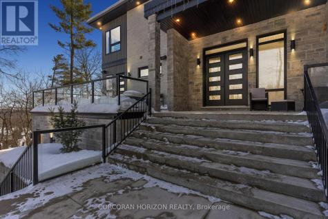 111 Grand Ridge Drive Cambridge ON N1S 4E4