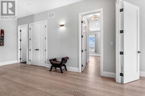 111 Grand Ridge Drive Cambridge ON N1S 4E4