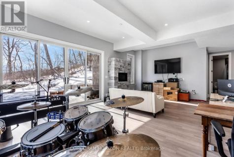 111 Grand Ridge Drive Cambridge ON N1S 4E4