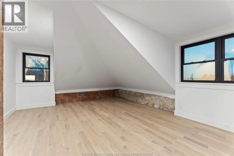 247 Brock Street Amherstburg ON N9V 2H4