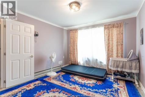 562 Dougall Windsor ON N9A 4P6