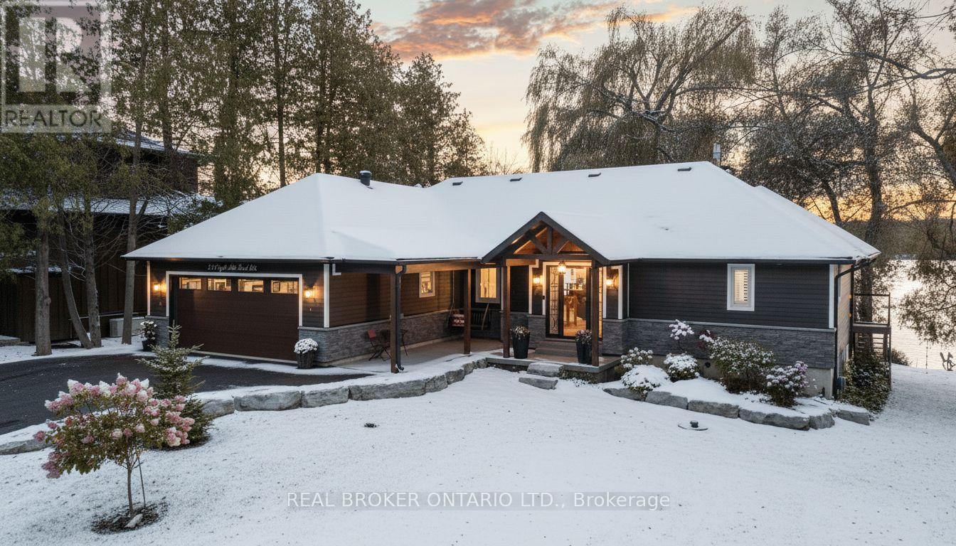 241 Eight Mile Point Oro-medonte ON L3V 6H1