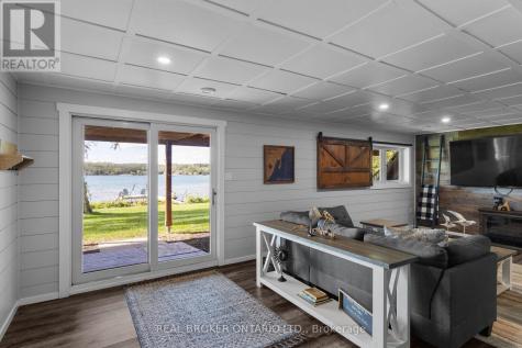 241 Eight Mile Point Oro-medonte ON L3V 6H1