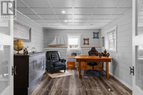 241 Eight Mile Point Oro-medonte ON L3V 6H1