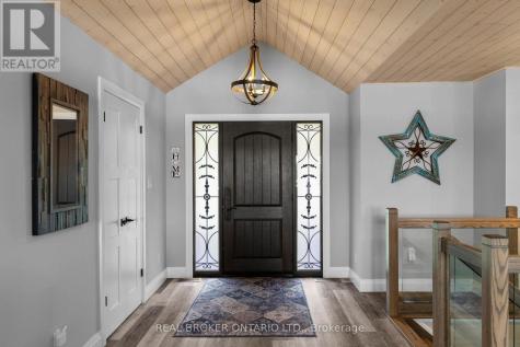 241 Eight Mile Point Oro-medonte ON L3V 6H1