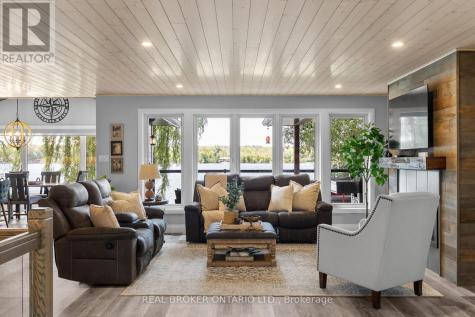 241 Eight Mile Point Oro-medonte ON L3V 6H1