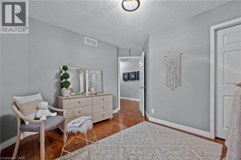 1 Brown Avenue Cambridge ON N1R 5S3