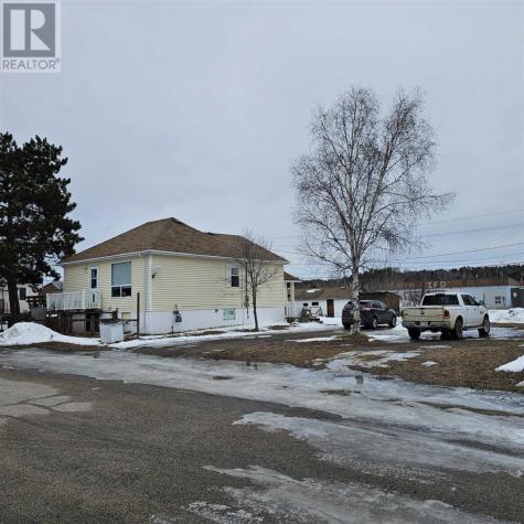 201 Garden Street Ignace ON P0T 1T0
