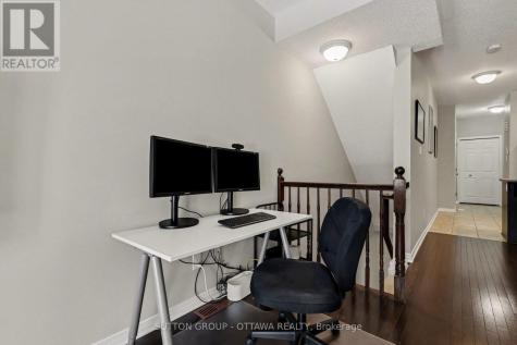 340 London Terrace Ottawa ON K1K 2W3