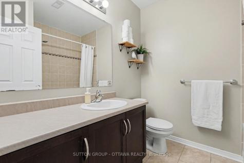 340 London Terrace Ottawa ON K1K 2W3