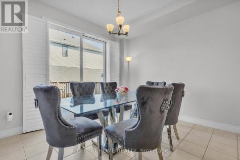 321 Carriage Way Waterloo ON N2K 0C2