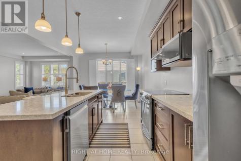 321 Carriage Way Waterloo ON N2K 0C2