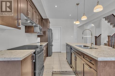 321 Carriage Way Waterloo ON N2K 0C2