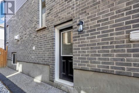321 Carriage Way Waterloo ON N2K 0C2