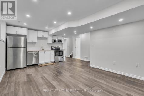 321 Carriage Way Waterloo ON N2K 0C2