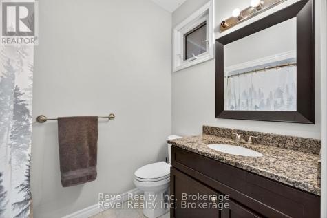 683 Lafontaine Road West Tiny ON L9M 0L6