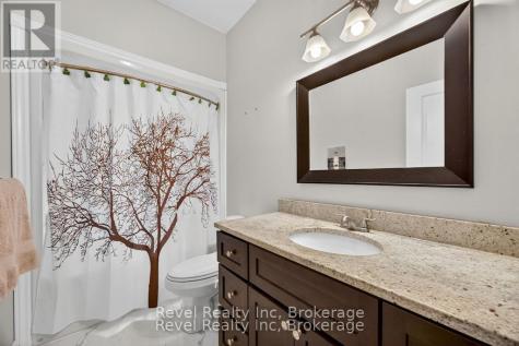 683 Lafontaine Road West Tiny ON L9M 0L6