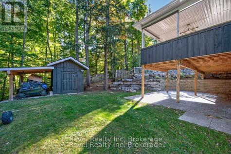 683 Lafontaine Road West Tiny ON L9M 0L6