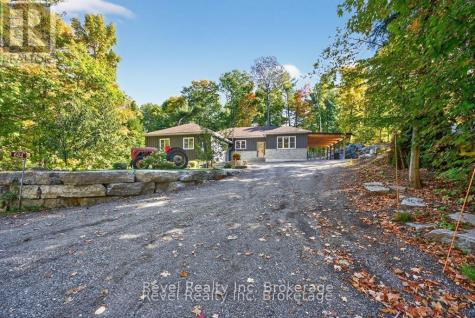 683 Lafontaine Road West Tiny ON L9M 0L6