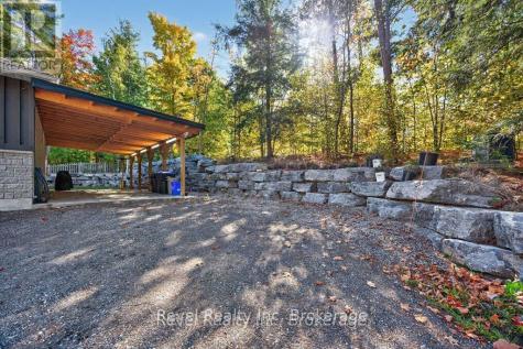 683 Lafontaine Road West Tiny ON L9M 0L6