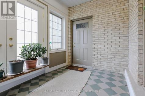 3480 Cuddy Drive Adelaide Metcalfe ON N7G 3H6