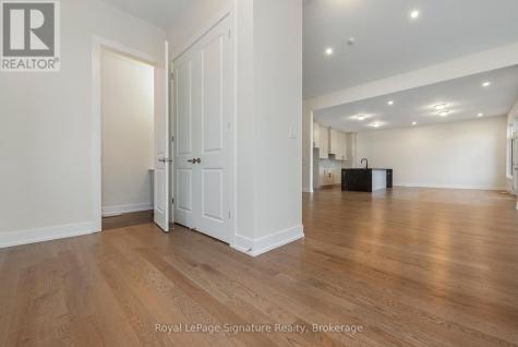 124 Dorothy Drive Blue Mountains ON N0H 1J0